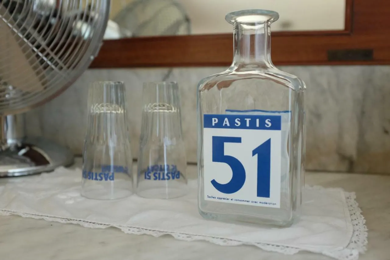 **  Logis Pastis Hotel Maastricht Netherlands